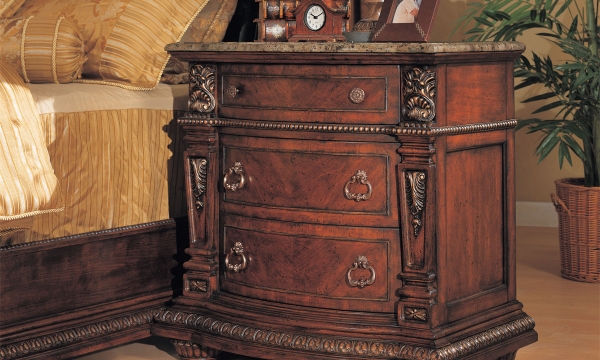 Picture of Coventry 3-Drawer Nightstand