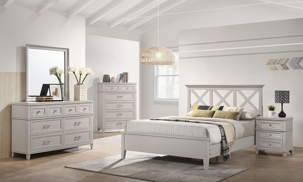 Picture of Waterpointe Gray 3-Piece Queen Panel Bedroom Set