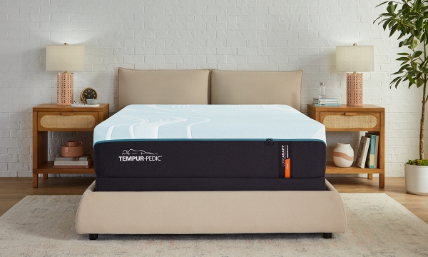 Picture of Tempurpedic Luxe Adapt 2.0 Firm Mattress