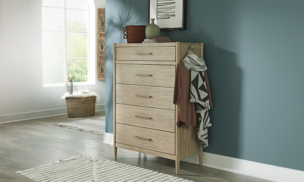 Picture of Zuri Champagne 5-Drawer Chest
